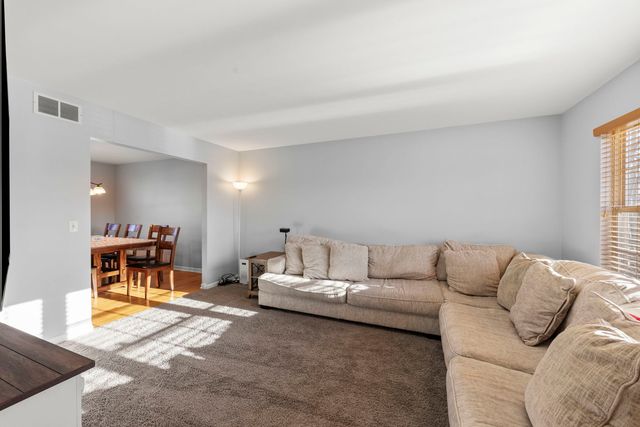 24600 KAYLEE Street, Shorewood, IL 60404