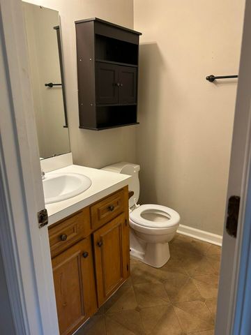 20 Amos Court, Sumter, SC 29154