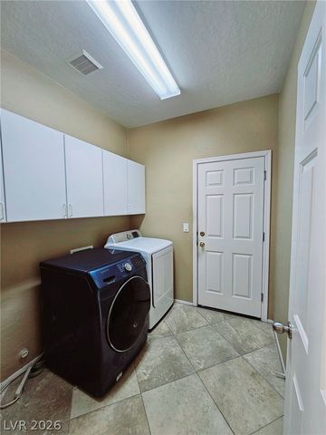 2629 Rue Toulouse Avenue, Henderson, NV 89044