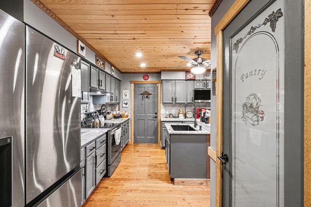 2916 Starboard Dr, Nashville, TN 37217