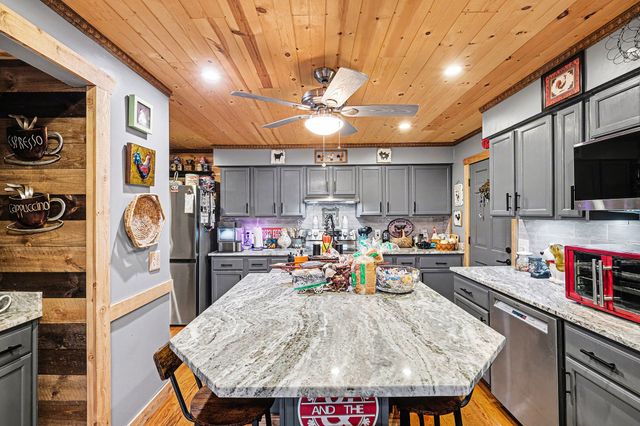 2916 Starboard Dr, Nashville, TN 37217