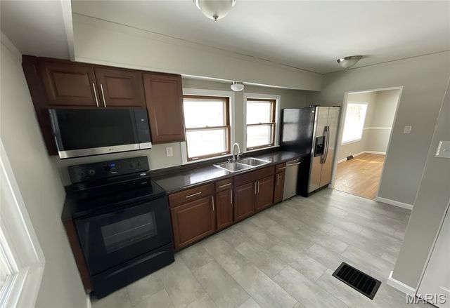 641 Washington Avenue, East Alton, IL 62024