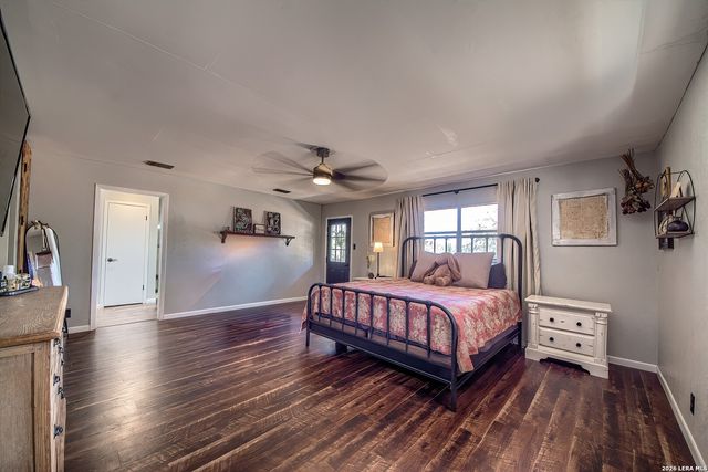 150 Blackjack Rd., La Vernia, TX 78121