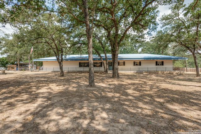 150 Blackjack Rd., La Vernia, TX 78121