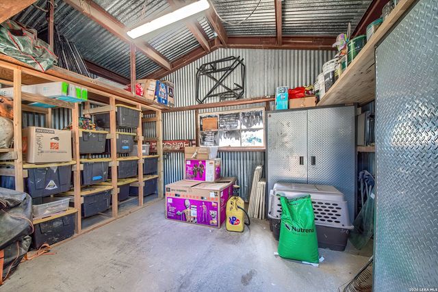 150 Blackjack Rd., La Vernia, TX 78121