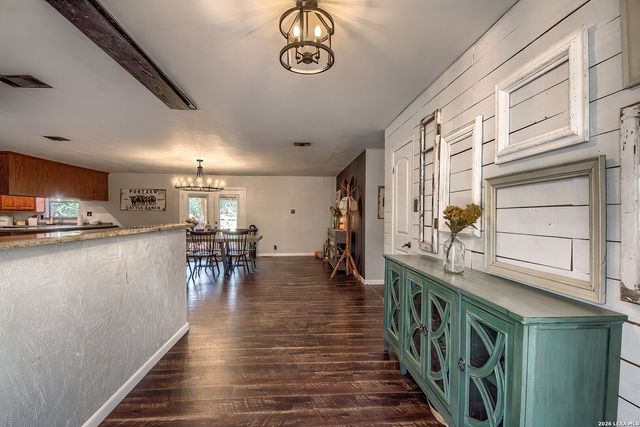 150 Blackjack Rd., La Vernia, TX 78121