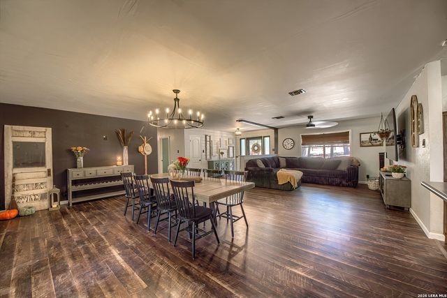 150 Blackjack Rd., La Vernia, TX 78121