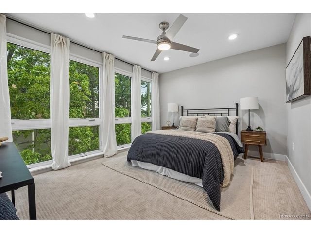 550 S Forest St 2-201, Denver, CO 80246
