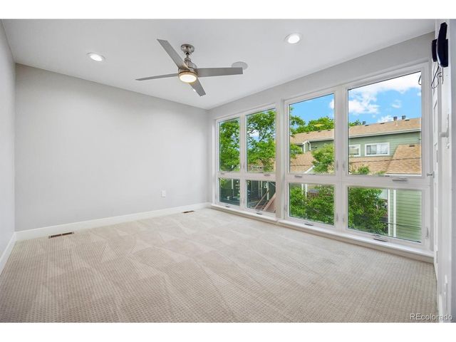 550 S Forest St 2-201, Denver, CO 80246