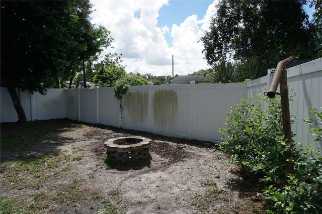 248 AVENUE L NE, Winter Haven, FL 33881