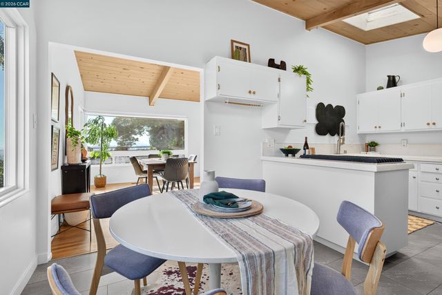 1519 Bayo Vista Ave, San Pablo, CA 94806