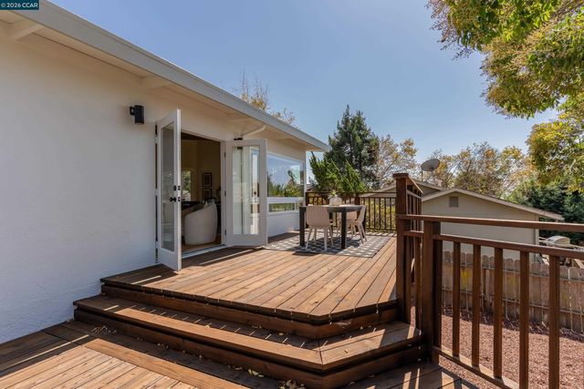1519 Bayo Vista Ave, San Pablo, CA 94806
