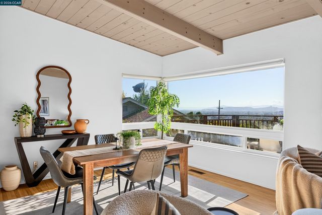 1519 Bayo Vista Ave, San Pablo, CA 94806