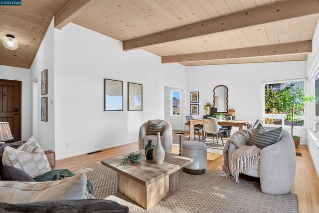 1519 Bayo Vista Ave, San Pablo, CA 94806