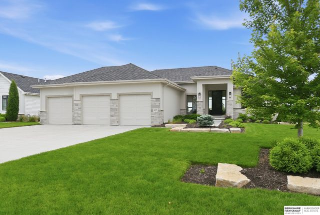 635 S 243rd Street, Waterloo, NE 68069