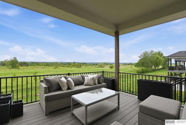 635 S 243rd Street, Waterloo, NE 68069