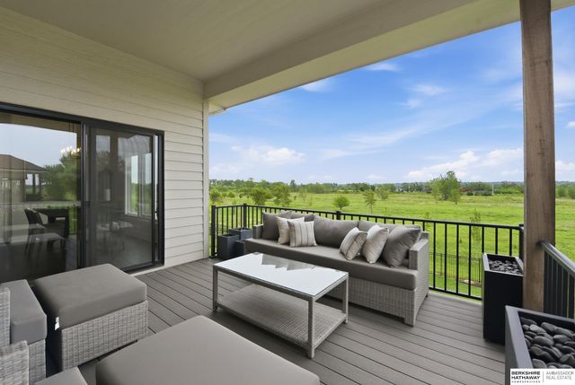 635 S 243rd Street, Waterloo, NE 68069