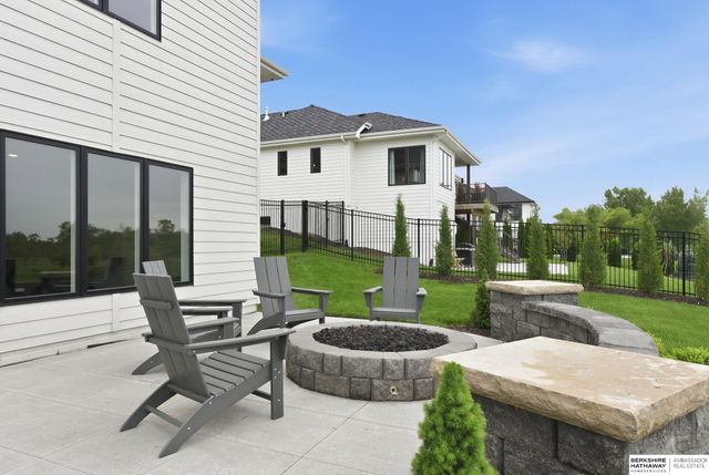 635 S 243rd Street, Waterloo, NE 68069