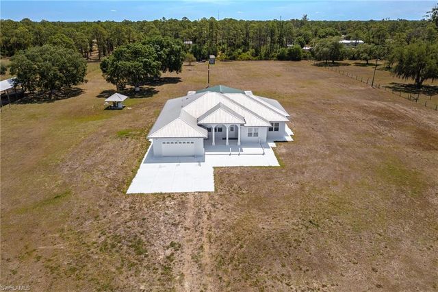 1083 Pollywog DR, Labelle, FL 33935