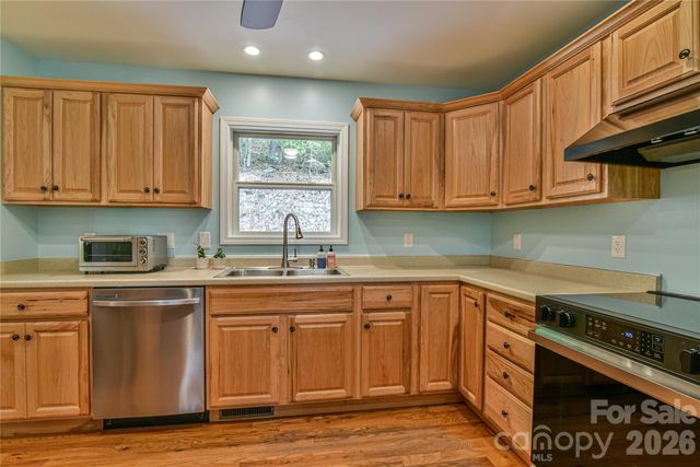 55 Sugar Hill Drive, Weaverville, NC 28787