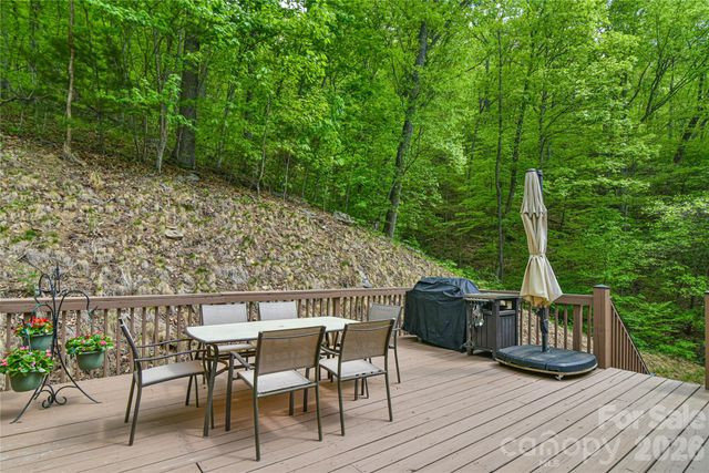 55 Sugar Hill Drive, Weaverville, NC 28787