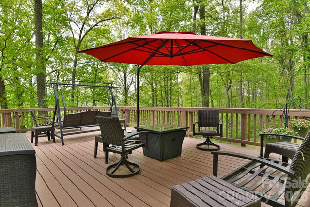55 Sugar Hill Drive, Weaverville, NC 28787