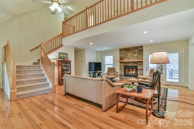 55 Sugar Hill Drive, Weaverville, NC 28787