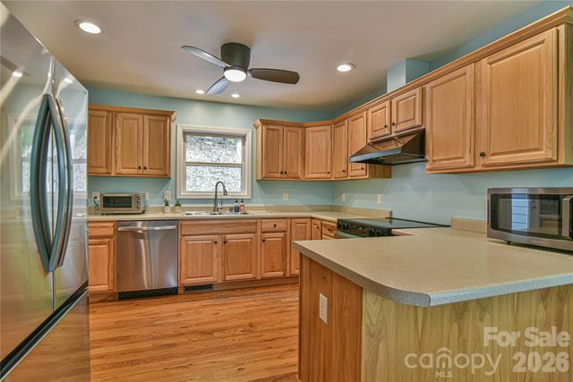 55 Sugar Hill Drive, Weaverville, NC 28787