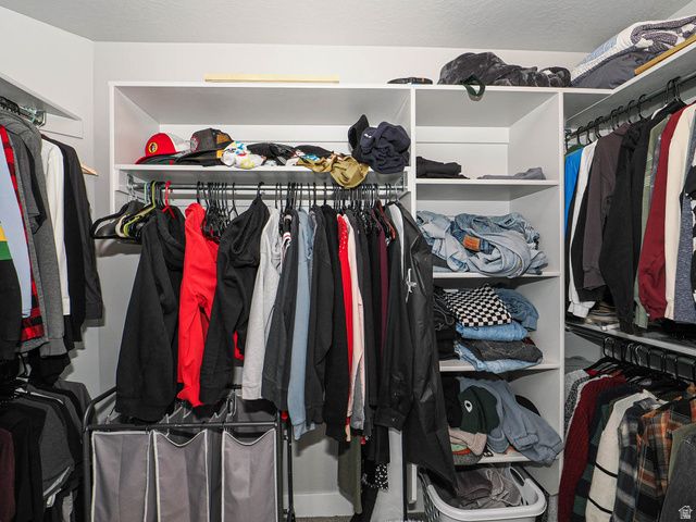 15335 S TARAWA DR, Bluffdale, UT 84065