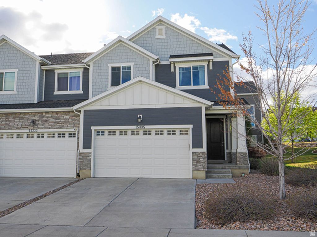 15335 S TARAWA DR, Bluffdale, UT 84065