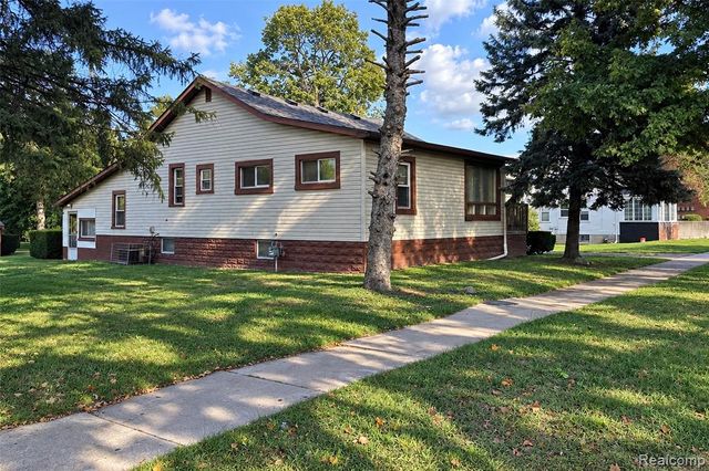 22900 Goddard Road, Taylor, MI 48180