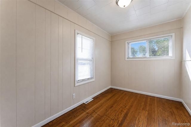 22900 Goddard Road, Taylor, MI 48180