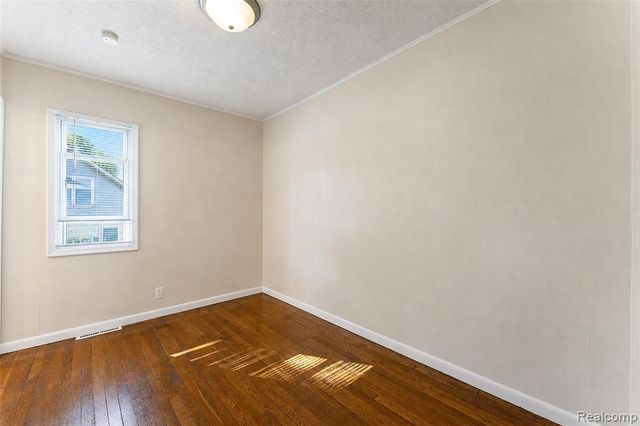 22900 Goddard Road, Taylor, MI 48180