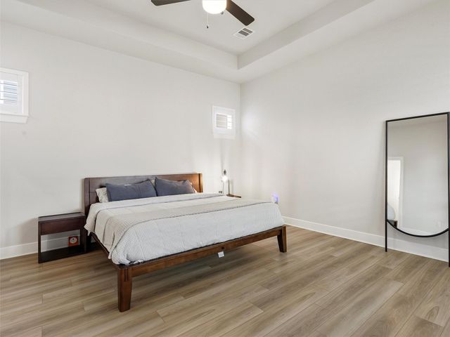 107 Breda Ave, Bastrop, TX 78602