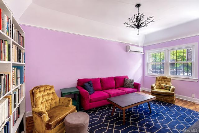 3114 48th Street, Astoria, NY 11103