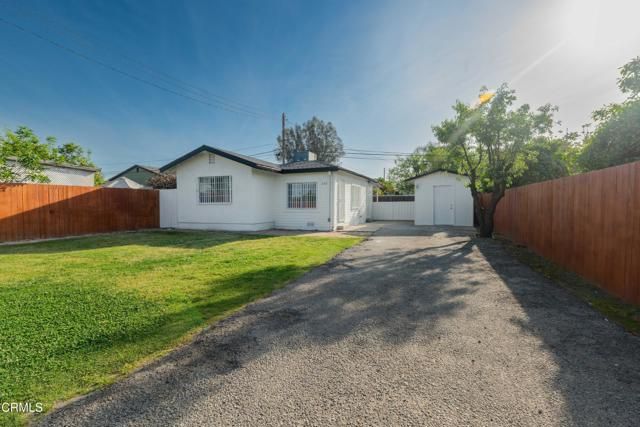 2213 Gage, Bakersfield, CA 93305