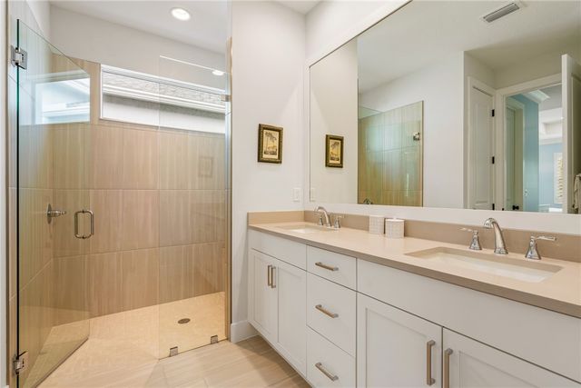 2159 Falls Manor, Vero Beach, FL 32967