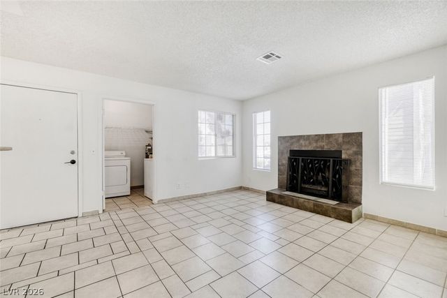 4651 Amberleigh Lane C, Las Vegas, NV 89121