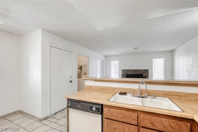 4651 Amberleigh Lane C, Las Vegas, NV 89121
