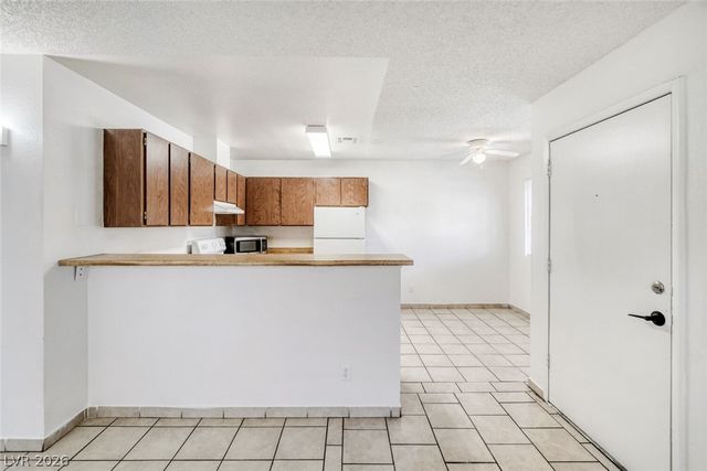 4651 Amberleigh Lane C, Las Vegas, NV 89121
