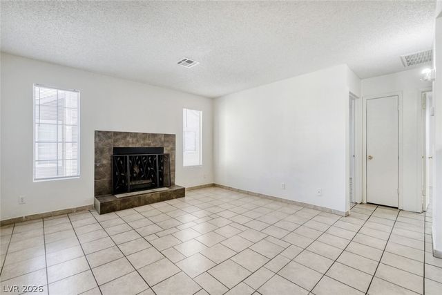 4651 Amberleigh Lane C, Las Vegas, NV 89121