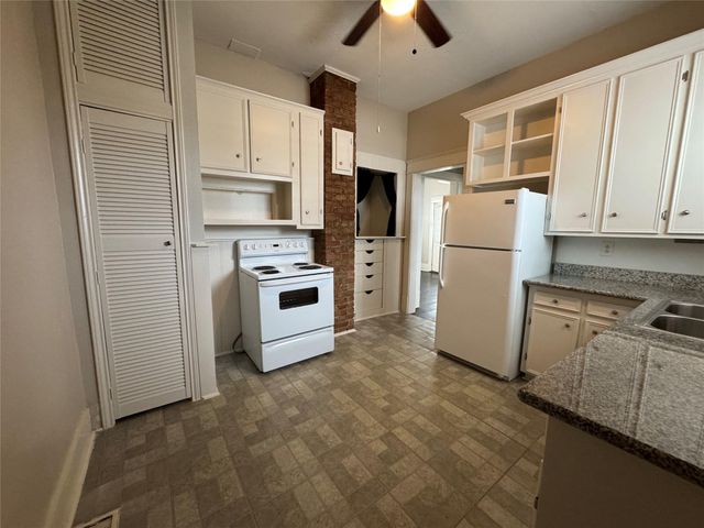 807 8th Street, Galveston, TX 77550