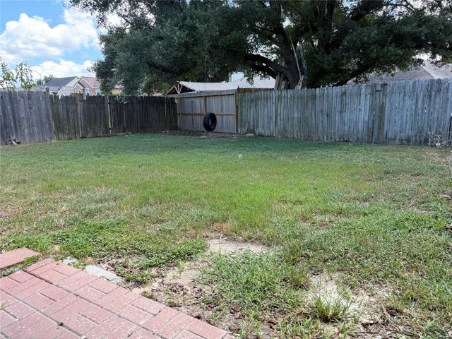 11050 Rainbow Glen Drive, Houston, TX 77064