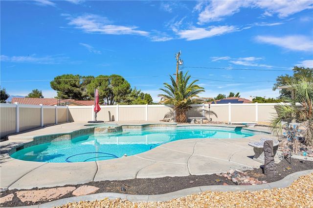 14440 Havasu Road, Apple Valley, CA 92307