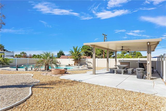 14440 Havasu Road, Apple Valley, CA 92307