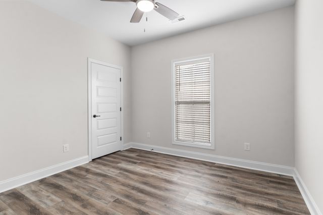 166 Aspen Pine Dr, Clarksville, TN 37043