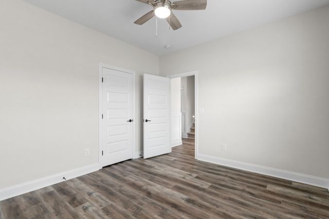 166 Aspen Pine Dr, Clarksville, TN 37043
