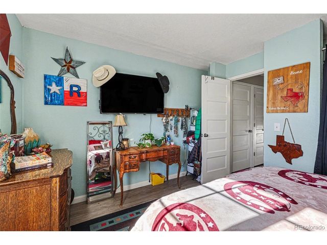 8798 W Toller Ave, Littleton, CO 80128