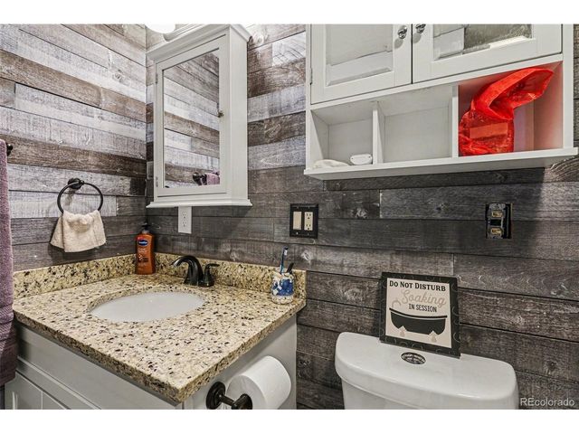 8798 W Toller Ave, Littleton, CO 80128