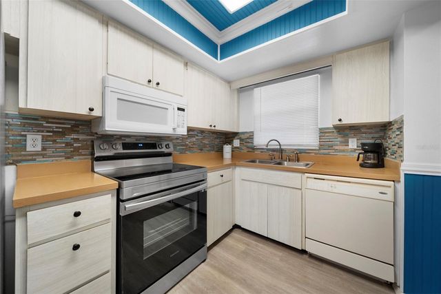 4604 PARK ACRES DRIVE 96, Bradenton, FL 34207